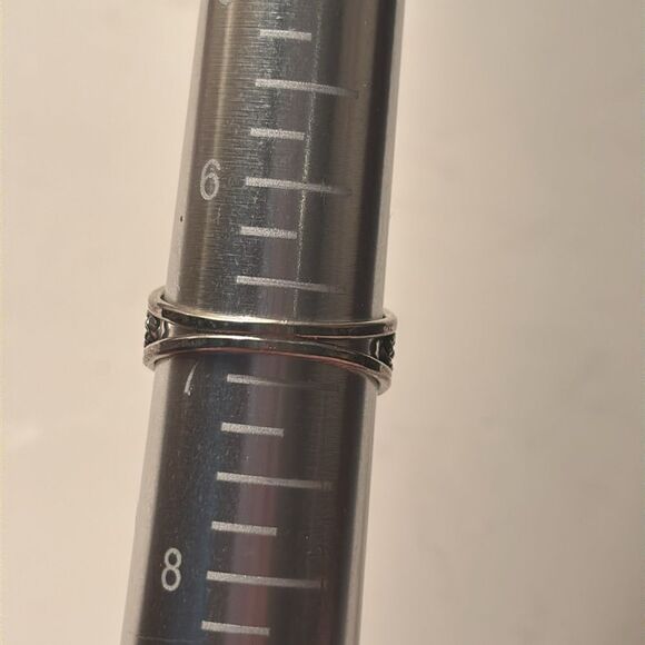 Vintage Baltic Amber Oval Ring in Ornate Silver Tone Setting - Picture 4 of 4